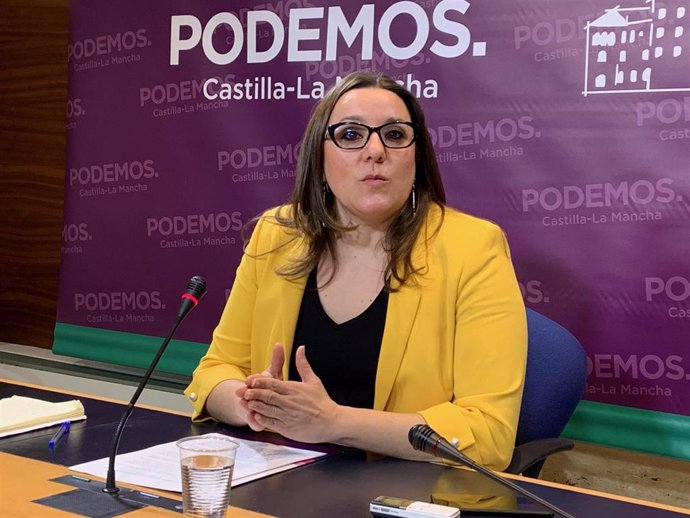 La presidenta del Grupo Parlamentario de Podemos, María Daz