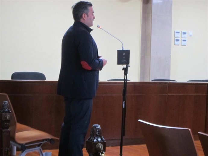 El acusado antes de la suspensión del juicio