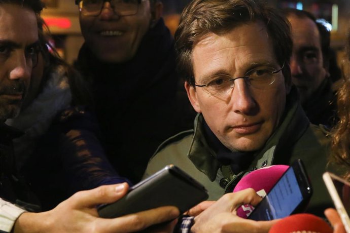 Manifestación en la Puerta del Sol para respaldar el apoyo de la Unión Europea a