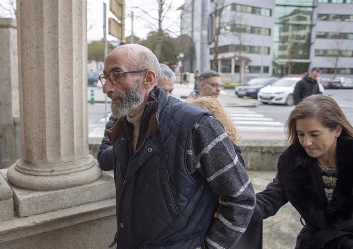 Comienza el juicio contra el fraile de O Cebreiro (Lugo) acusado de abusos sexua