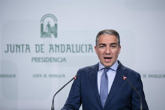 Elías Bendodo, en la rueda de prensa posterior al Consejo de Gobierno    San Tel