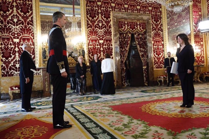 El Rey recibe las cartas credenciales de la embajadora de Croacia, Nives Malenic