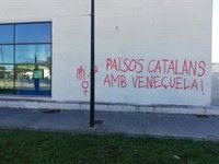 La UIB aclara que no tiene competencias sobre el edificio del metro con pintadas a favor de Venezuela