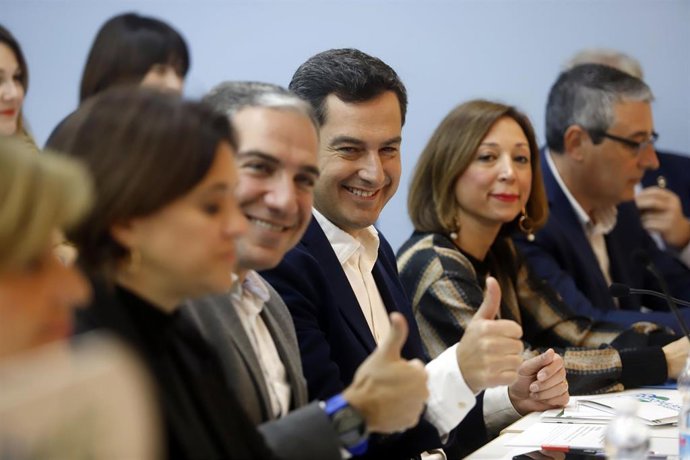 Juanma Moreno presidente del PP-A y Elías Bendodo Navarro junta directiva PP