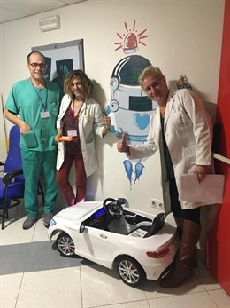 Uno de los coches se ubica en el área de Oncohematología pediatrica