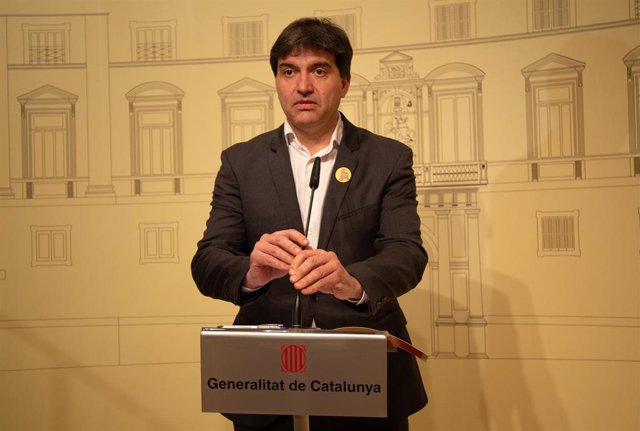 Reunión del 'Espai de Diàleg'en el Palacio de la Generalitat de Catalunya