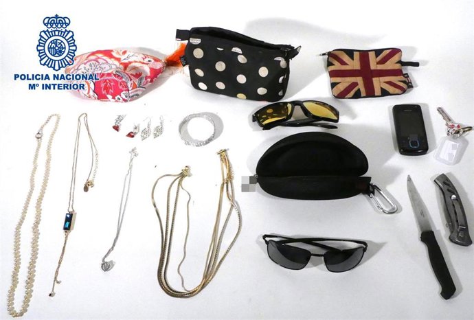 Objetos y joyas incautadas