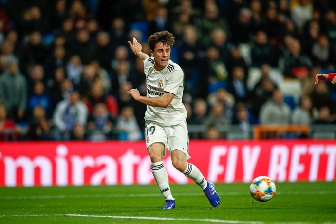 Alvaro Odriozola con el Real Madrid