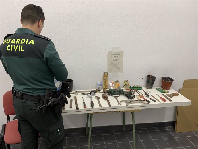 Material robado en Gibraleón (Huelva) y recuperado tras la detención de los pres