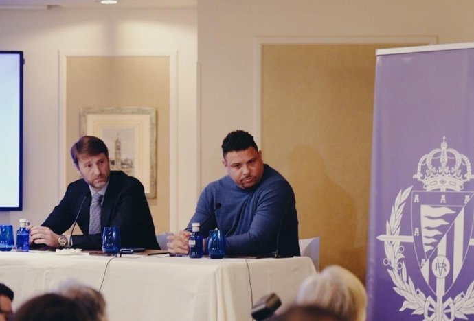 Ronaldo y Carlos Suárez explican el proyecto del Real Valladolid