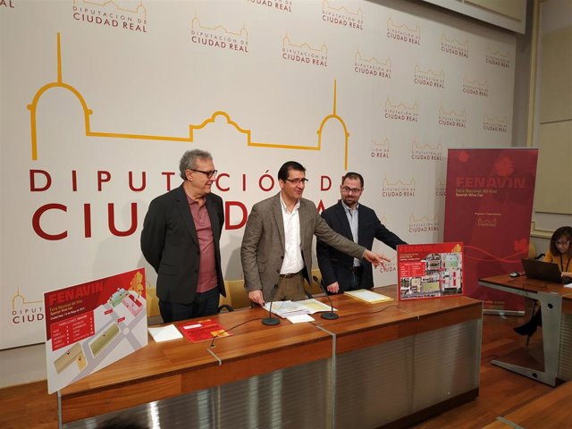 Presidente de la Diputación de Ciudad Real, José Manuel Caballero, presenta Fena