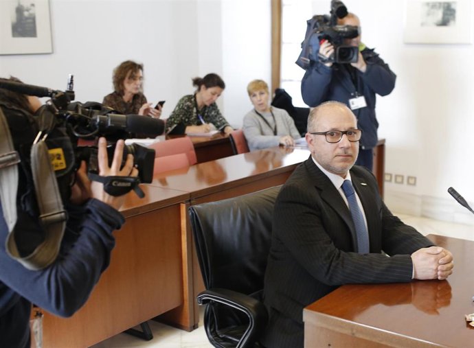 El candidato de Vox al Senado, Francisco José Alcaraz, ante la comisión Consulti