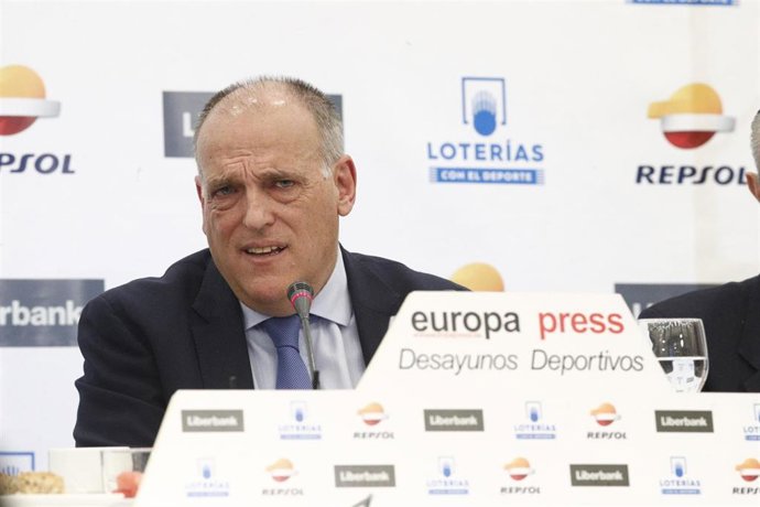 El presidente de LaLiga, Javier Tebas, protagoniza un desayuno deportivo de Euro