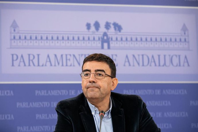 Rueda de prensa de Mario Jiménez en el Parlamento andaluz