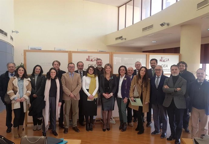 Reunión del Consejo de Empresa Familiar de la CEA