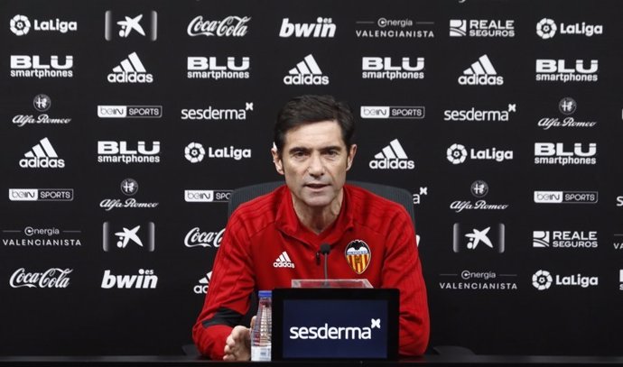 El entrenador del Valencia CF, Marcelino García Toral, en rueda de prensa