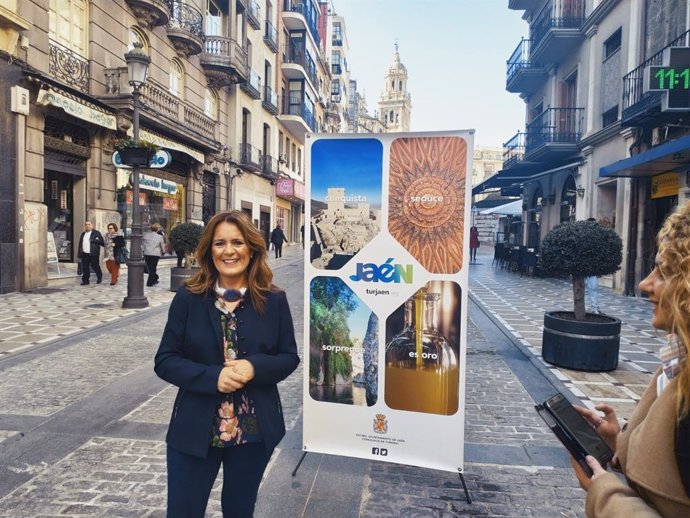 Morales de Coca presenta actividades del próximo domingo en Jaén