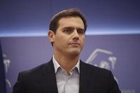 Rivera cree que 37 años de gobiernos del PSOE-A en Andalucía no se cambian en "un cuarto de hora"