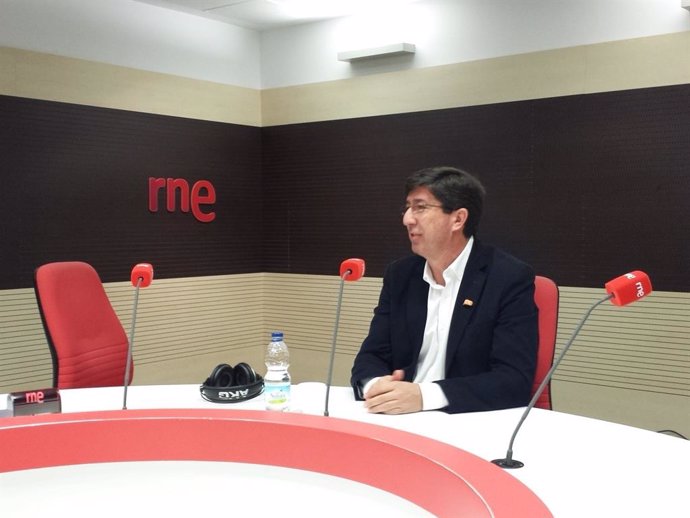 Juan Marín, en una imagen de archivo durante una entrevista en RNE