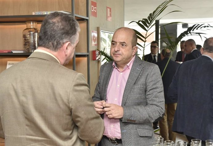El presidente de la Autoridad Portuaria de Las Palmas, Juan José Cardona