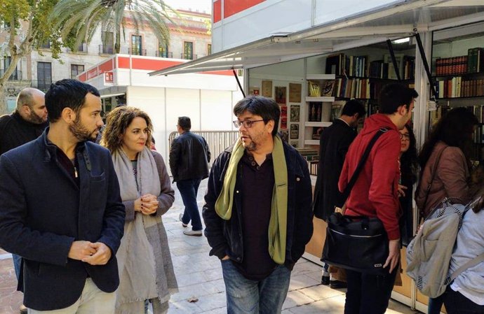 Rojas en la Feria del Libro