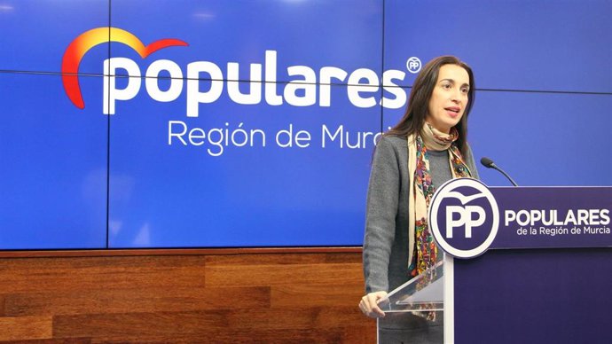 La portavoz regional del PP, Nuria Fuentes