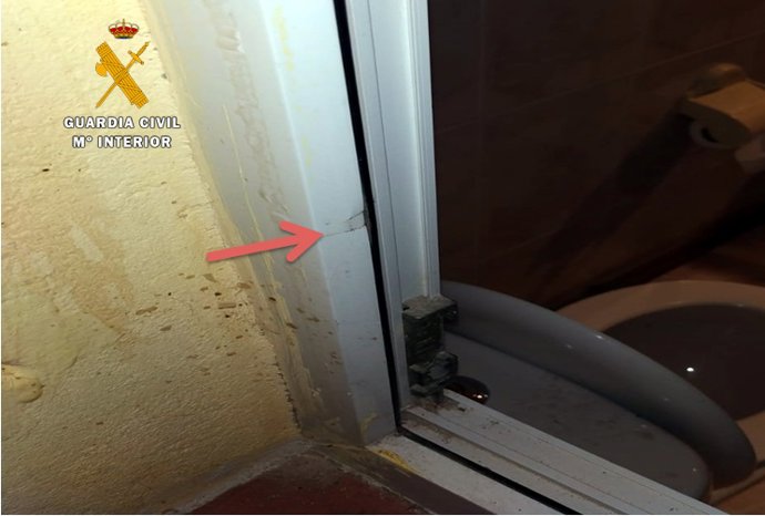 Rdo. Nota De Prensa Guardia Civil (Detenidos Por El Robo De 9.000 Euros En Joyas