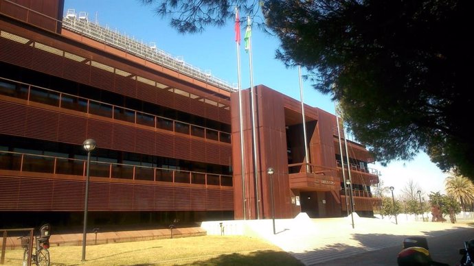 Edificio Expo, sede actual del Centro Común de Investigación