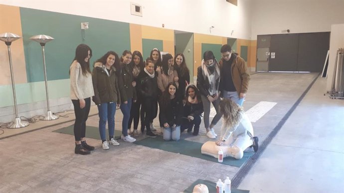 Curso de técnicas de reanimación cardiopulmonar en el CMAT