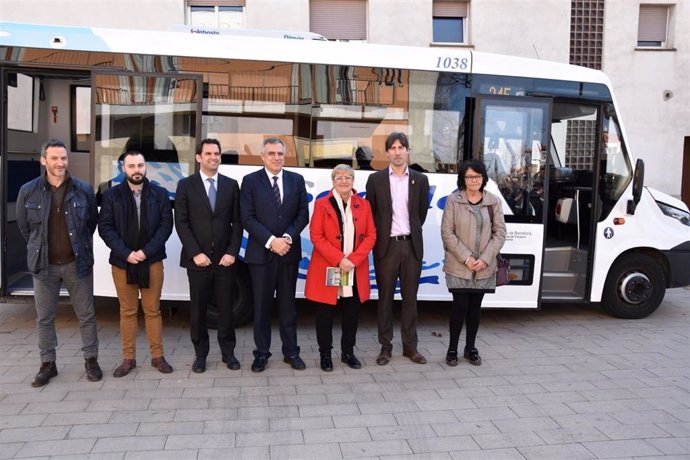 El director de Transportes y Movilidad de la Generalitat, Pere Padrosa, acompaña