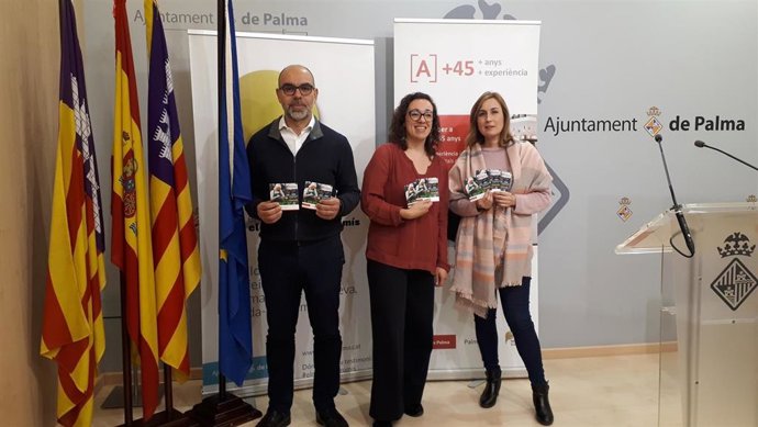 Regidora de Turismo, Joana Maria Adrover, lanza la campaña '+45: +años +experien