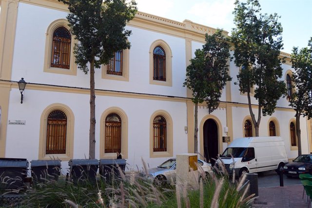 El curso tiene clases presenciales en el centro de la UNED en Almería.