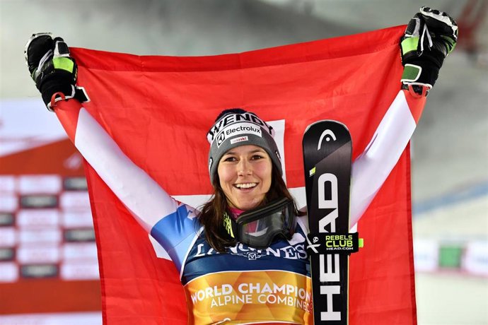 La esquiadora suiza Wendy Holdener