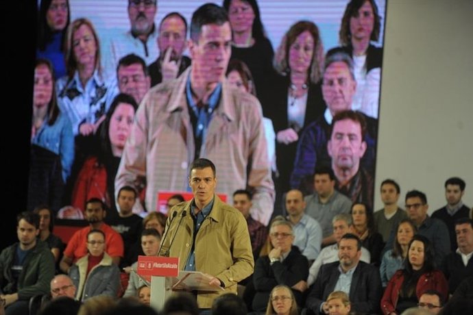 Pedro Sánchez dice que la autodeterminacion "no es constitucional" y no la van a