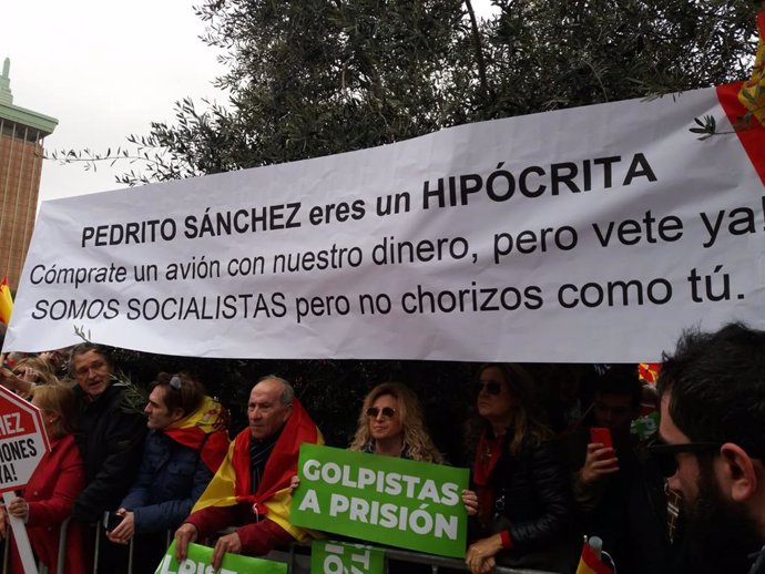 Concentració a Madrid sota el lema 'Per una Espanya unida'  
