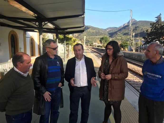 Ruiz espejo secretario general del PSOe líder málaga en cortes con candidata Gem