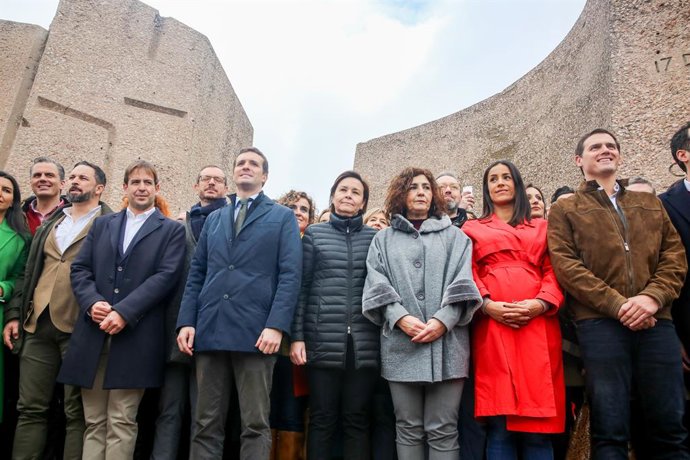 Concentració a la Plaa de Colón (Madrid) sota el lema 'Per una Espanya unida' 