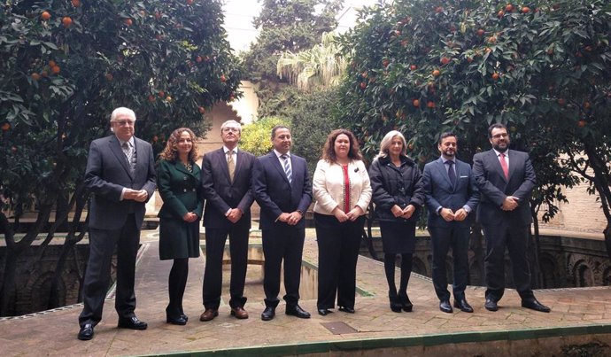 Traspaso de competencias al nuevo delegado del Gobierno de la Junta en Sevilla.