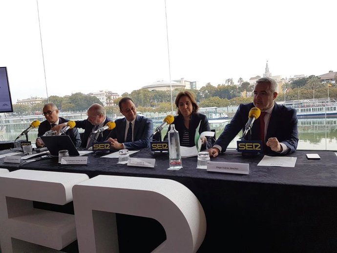 Alfonso Rodríguez Gómez de Celis participa en unas jornadas sobre el agua de la 