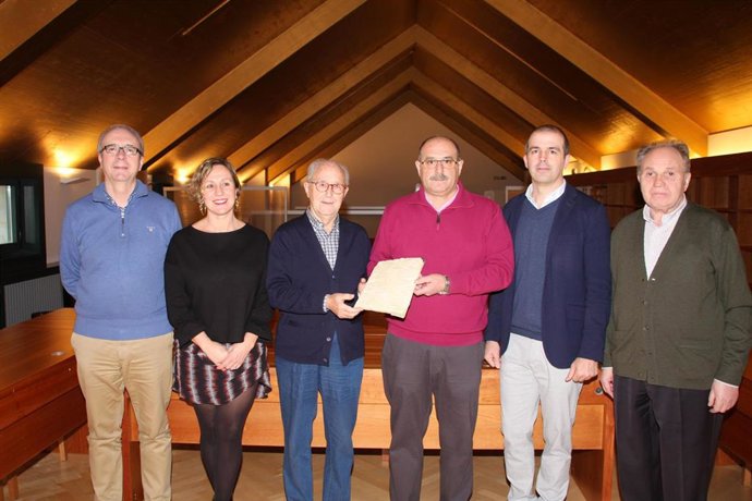 Acto de entrega del registro de nacimientos de Uitzi