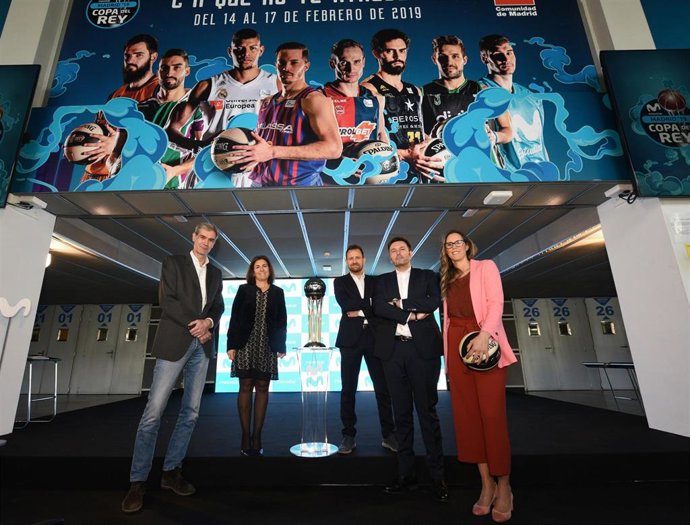 Antonio Martín y Amaya Valdemoro en la presentación Movistar Copa del Rey de bal