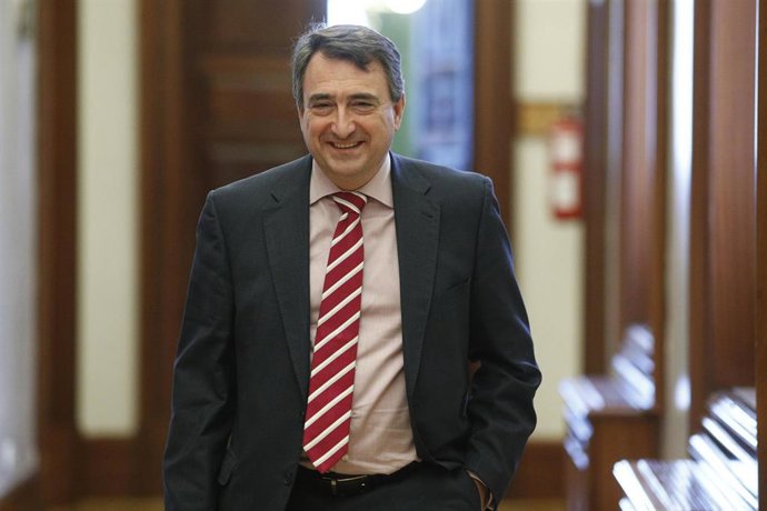 Aitor Esteban (PNV) estará presente en el arranque del juicio del 'procés'