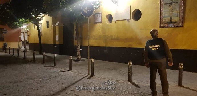 Fachada de la Iglesia de San Martín en la que han realizado pinturas ofensivas, 