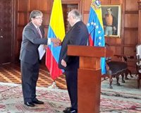El "embajador" de Guaidó en Colombia entrega sus cartas credenciales en Bogotá