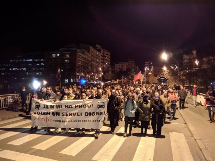 Manifestación en Manresa (Barcelona) por un servicio digno de Rodalies