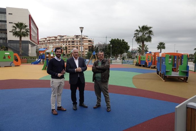 Del Río hace balance de parques infantiles