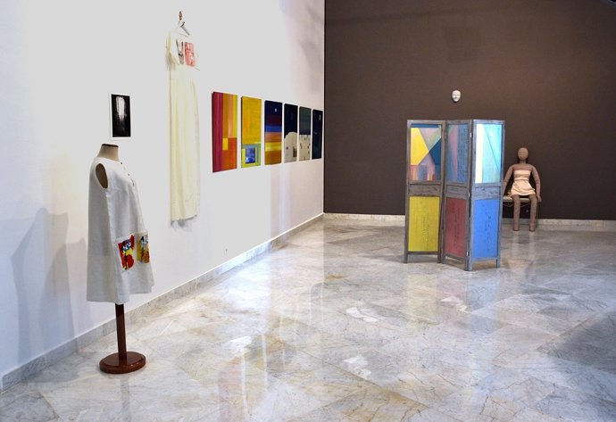 La artista Concha Ruesga exhibe su obra en la sala CAI Huesca