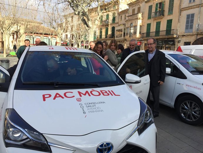Presentación coches nuevos Atención Primaria
