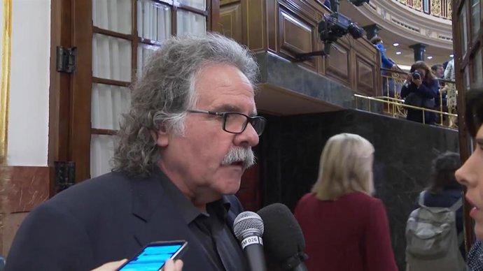 Joan Tard en los pasillos del Congreso de los Diputados