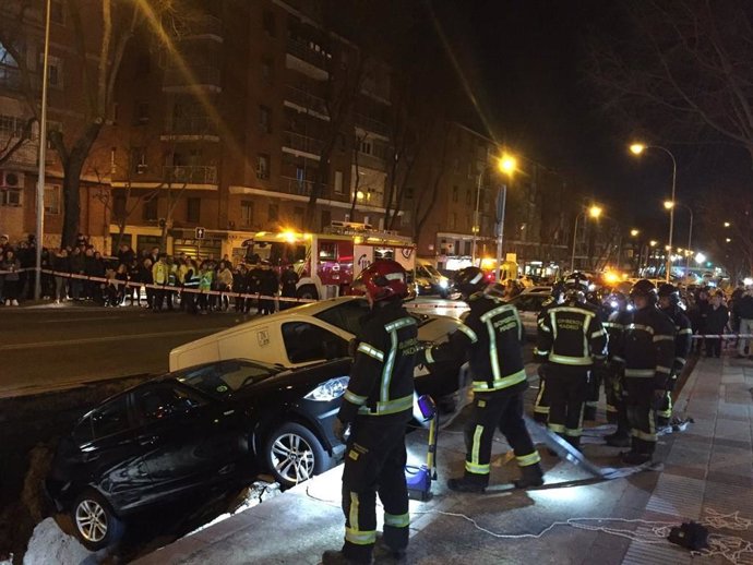 Socavón en Ciudad Lineal